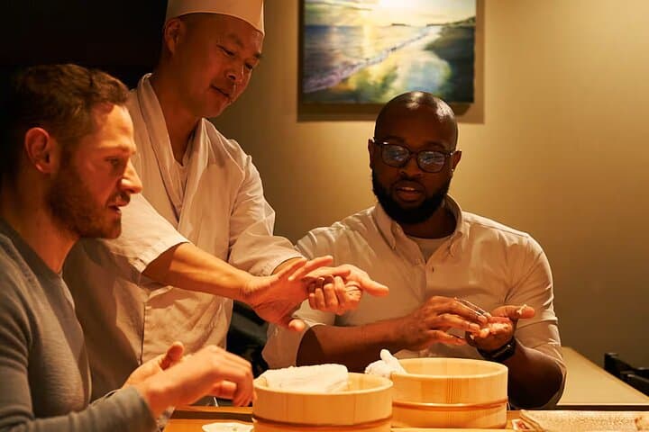 Tokyo Private 6-Hour Guided Tour & Sushi-Making Experience