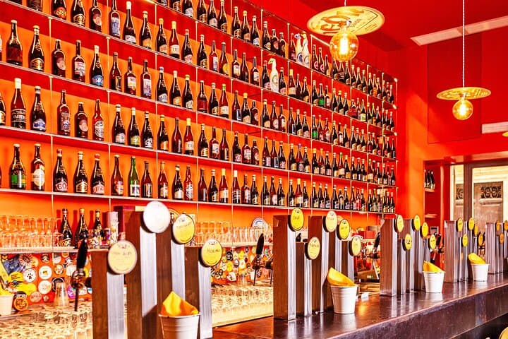 Rome Beer Walking Tour: Sips, Bites & Trastevere Sights photo 2