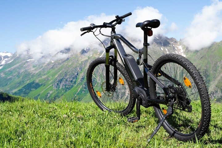 Self-Guided E‑Bike Lake Dillon Loop: Breckenridge Scenic Ride photo 2