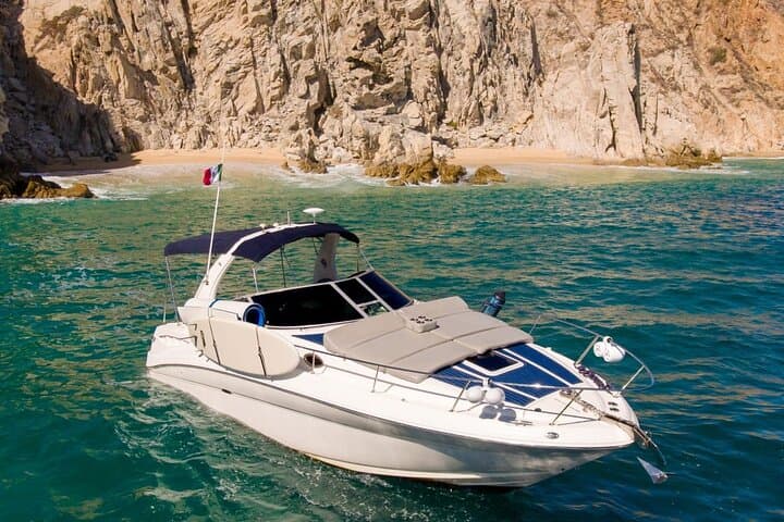 Cabo San Lucas Private Yacht Beach Tour — El Arco, Sea Lions & Snorkeling photo 5