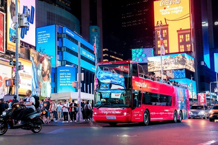 Skyline Night Bus: Open-Top NYC Night Tour with Multi-Language Audio photo 4