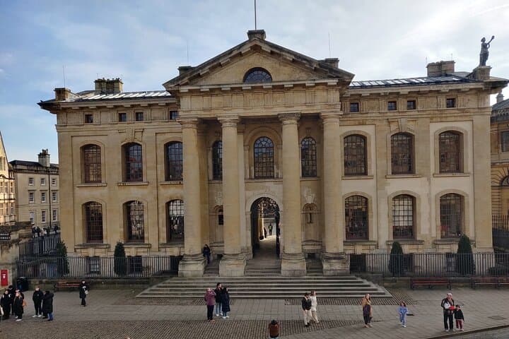 Oxford Civil War Walking Tour: Explore Royalist Sites & Bodleian Highlights photo 5