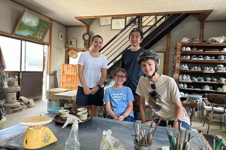Cycle Kurashiki's Bikan Quarter: A Guided Cultural Ride to Sakazu Reservoir photo 4