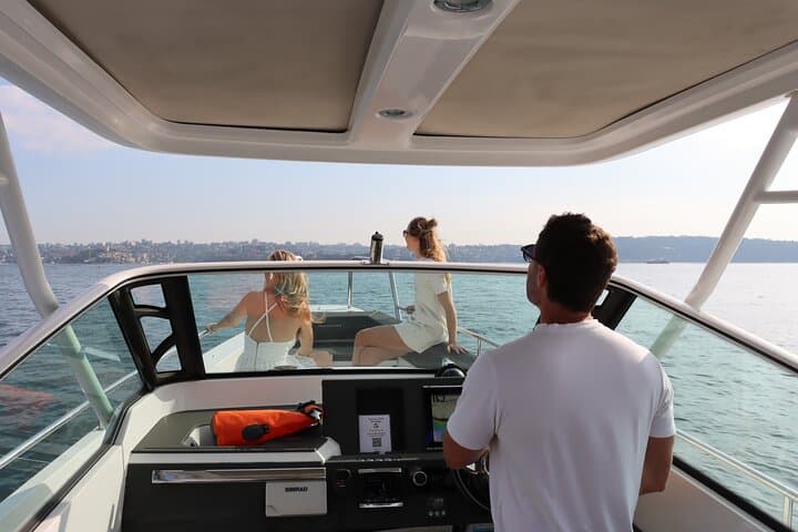 Self-Drive Axopar Hire on Sydney Harbour — Luxury Boat Rental for 8 photo 6