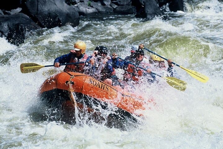 Upper Klamath Hells Corner: Full-Day Class III–IV+ Whitewater Rafting from Ashland photo 6