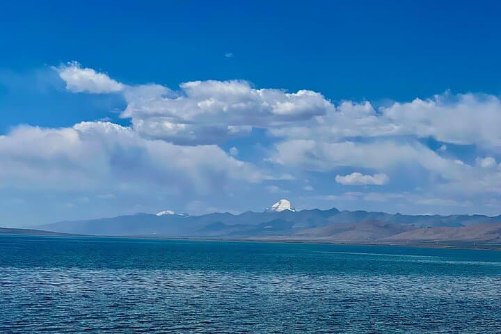 Mount Kailash and Lake Mansarovar: 10-Day Pilgrimage, Kora Trek & Cultural Route photo 3