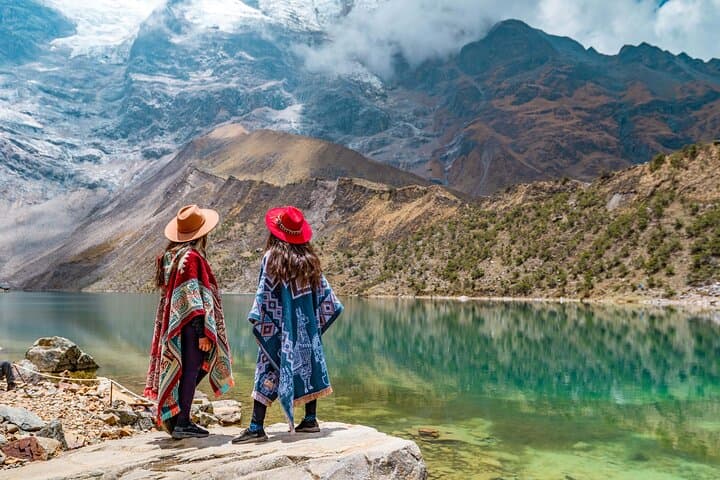 Humantay Lagoon Day Hike: Turquoise Lake Below Salkantay