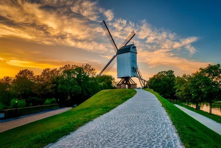 Self-Guided Secrets Tour Bruges — Explore & Miss Nothing on a Mapped Walking Route photo 5