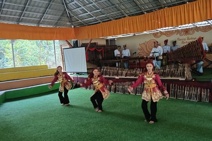 Day Trip to Batam: Culture, Barelang Bridge, Angklung, Ferry & Massage photo 5
