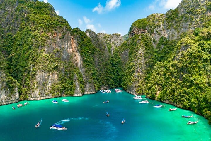 Phi Phi Islands Luxury Speedboat Day Trip from Phuket photo 4