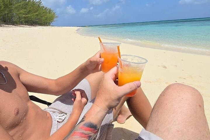 Nassau Kayak & Snorkel to a Private Cay — 3-Hour Small-Group Adventure photo 3