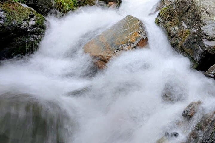 Electric Eco-Tour: Kazbegi & Gudauri Day Trip from Tbilisi photo 4