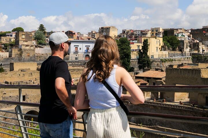 Explore Herculaneum's Intact Roman Houses on a 2-Hour Guided Tour photo 4