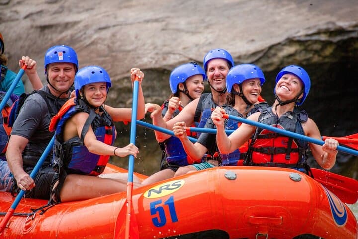Lower New River Whitewater Rafting: Class I–V Rapids in New River Gorge photo 3