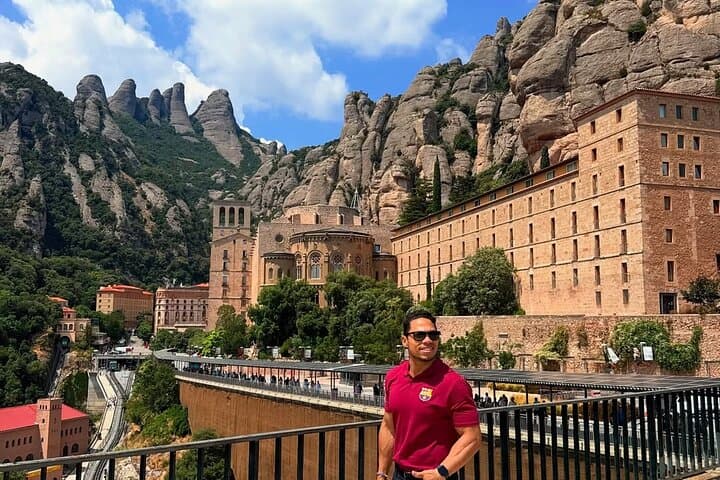 Montserrat Guided Tour from Barcelona with Basilica Access
