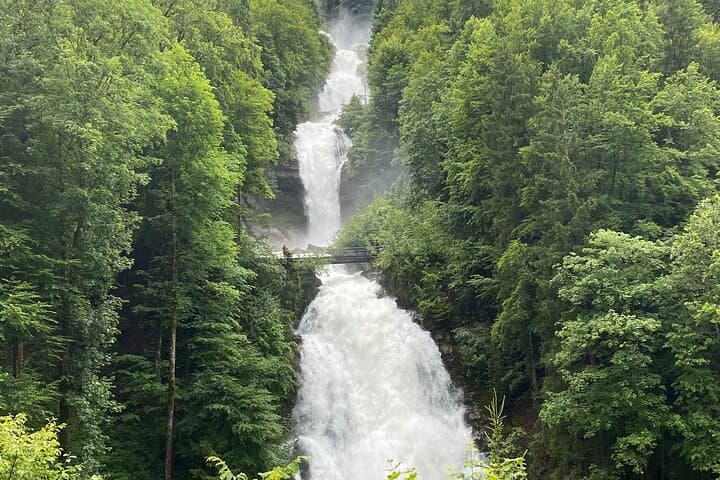 Private Day Trip to Lauterbrunnen, Interlaken & Mürren — Swiss Alps Picnic and Waterfalls photo 4