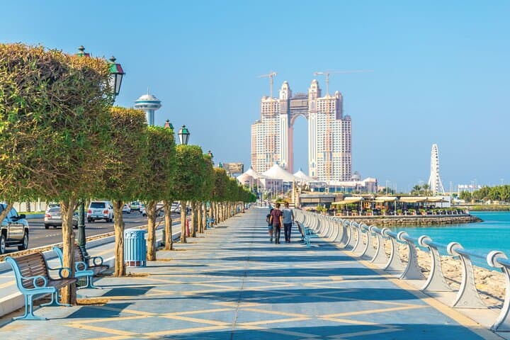Full-Day Abu Dhabi Private Tour: Sheikh Zayed, Heritage Village & Corniche photo 2