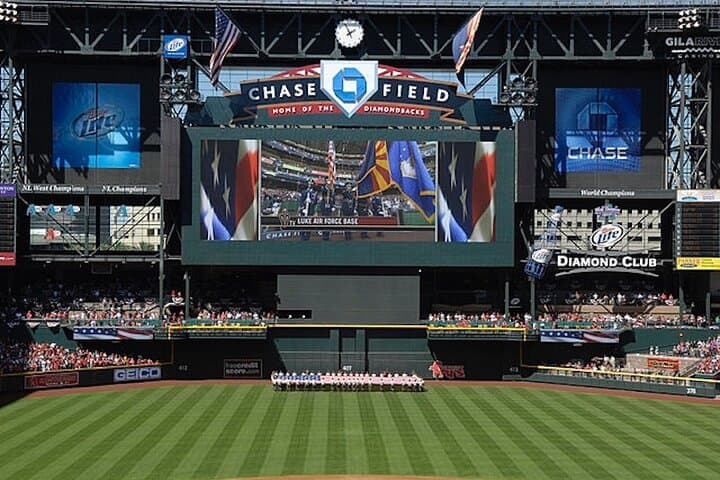 Chase Field Game-Day Guide: Arizona Diamondbacks in Phoenix