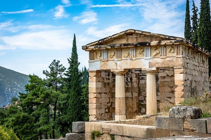 Delphi Full-Day Private Tour: Oracle Ruins, Museum & Parnassus Views photo 4