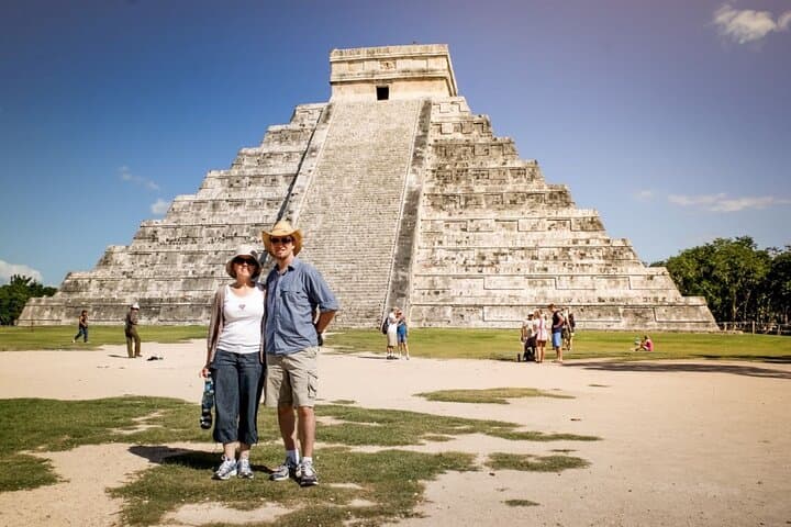Private Chichén Itzá and Ek Balam Day Tour from Playa del Carmen