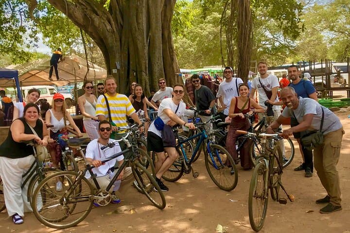 Anuradhapura Heritage Mountain Bike Tour — 10 km Loop Through Ancient Temples