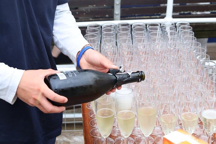 Oxford Prosecco Boat Cruise on the River Thames