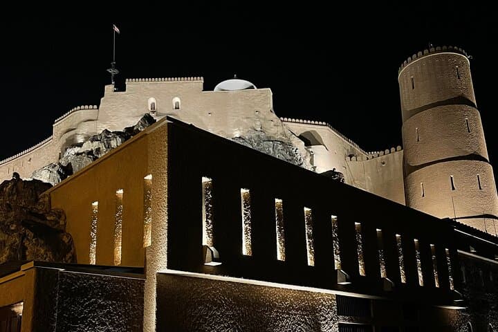 Explore Muscat's Majestic Evening Charms photo 4