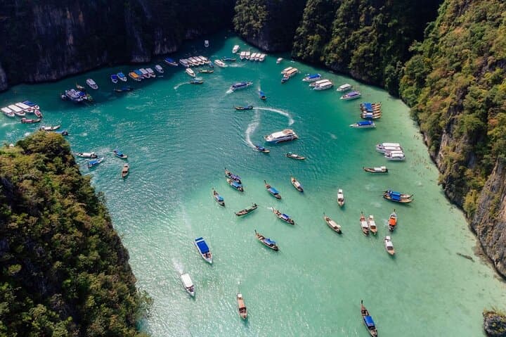 early-bird-phi-phi-speedboat-4-islands-full-day-snorkel-adventure photo 3