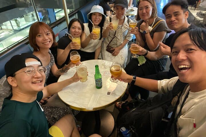 Osaka Night Walk: Umeda Izakaya & Underground Pub Crawl photo 4