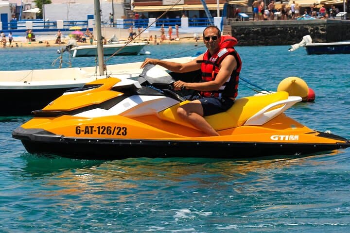 High-Speed Jet Ski Tour from Corralejo to Isla de Lobos photo 2