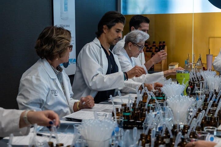 Miami Perfume Making Workshop: Create Your Signature Scent in 90 Minutes photo 2