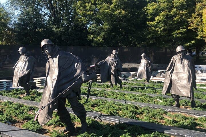 Washington DC Veterans Memorial Tour: Private Guided Tribute to Service photo 3