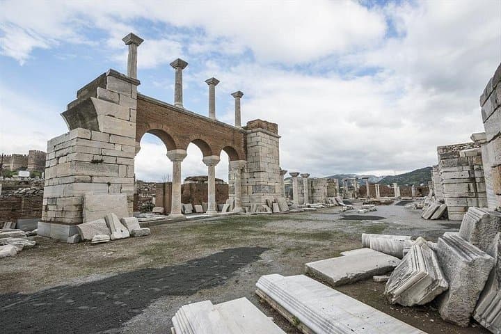 Ephesus Day Tour: Virgin Mary's House, St. John Basilica & Turkish Lunch photo 3