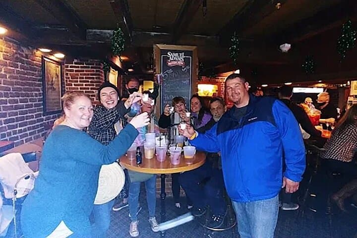 Haunted Hops Savannah Pub Tour: Spirits, Ghosts & Craft Beer Walking Tour photo 3