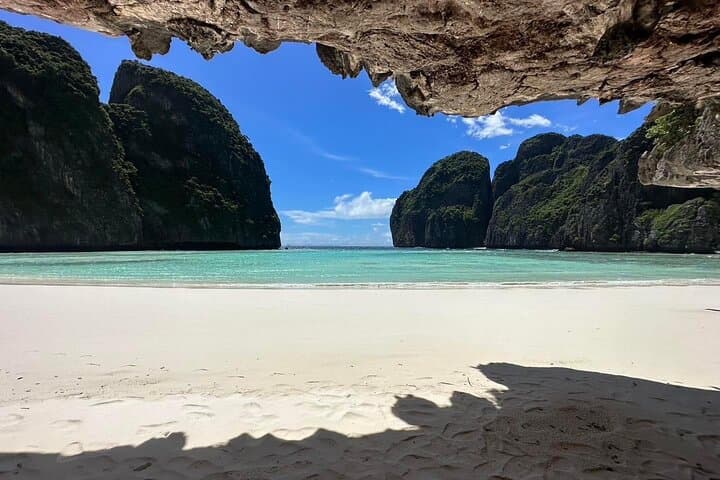 Beat the Crowds: Early-Bird Speedboat to Maya Bay, Phi Phi photo 3