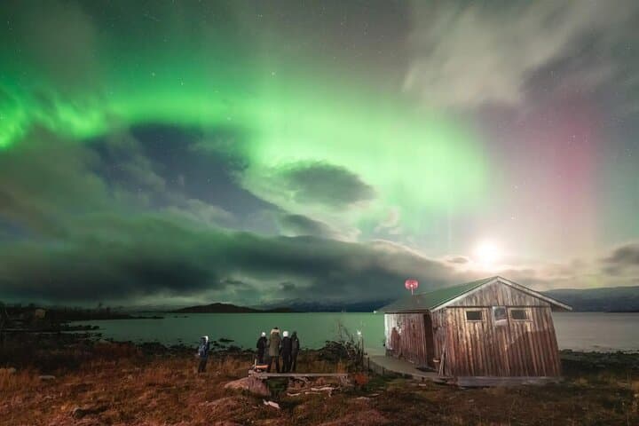 Kiruna Northern Lights Tour & Sami BBQ: Aurora Chase with Lavvu Dinner photo 2