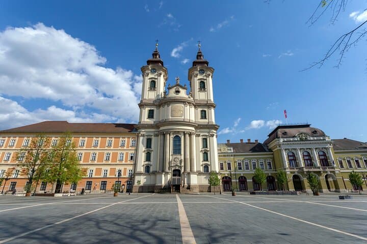 Eger Day Trip from Budapest: Baroque Streets, Siege History & Thermal Baths photo 3