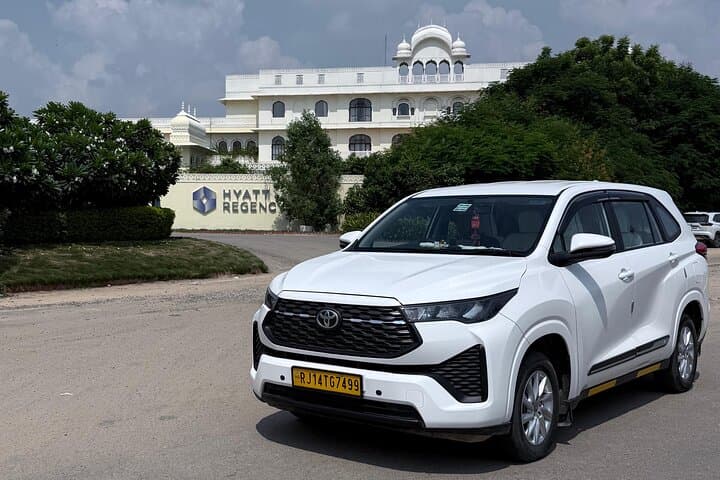 Private 2-Day Mount Abu Sightseeing Transfer from Udaipur