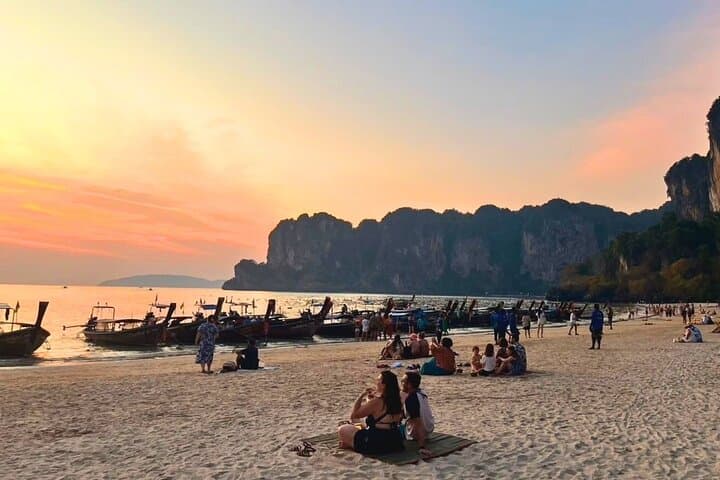 Railay Bay Sunset: Phra Nang & Diamond Cave Longtail Tour