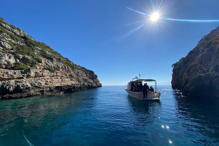 Beginner Scuba in Chania: Two-Boat Dives & Blue Cave Experience photo 2