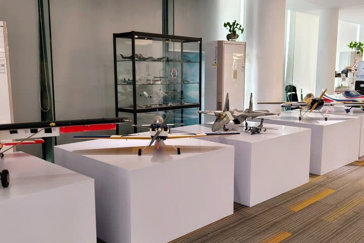Shanghai Drone Workshop and Boeing 737 737 Simulator Experience photo 5