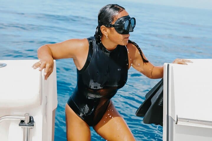 Private Maui Luxury Powerboat Charter from Maalaea Harbor photo 3