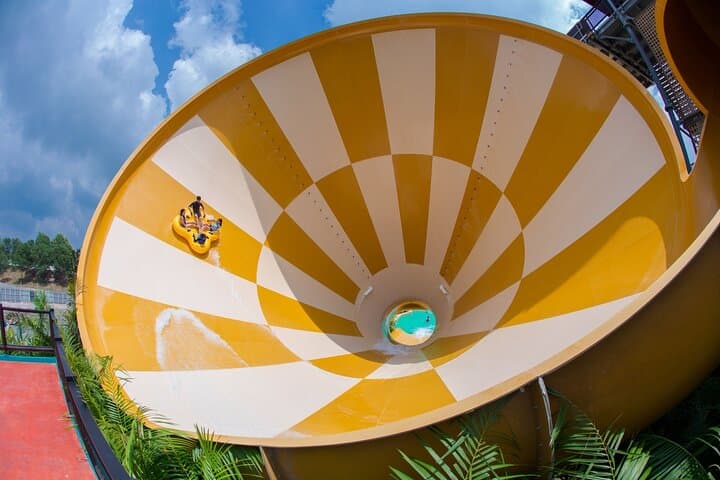 Desaru Coast Adventure Waterpark — Johor Day-Entry Guide photo 3