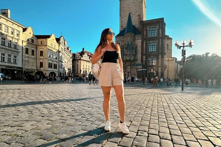 Private 2-Hour Prague Walking Tour: Old Town, Charles Bridge & Castle Views