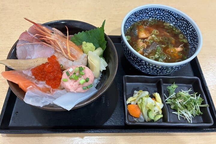 Kobe Night Hike: Summit Views and Local Dinner photo 4