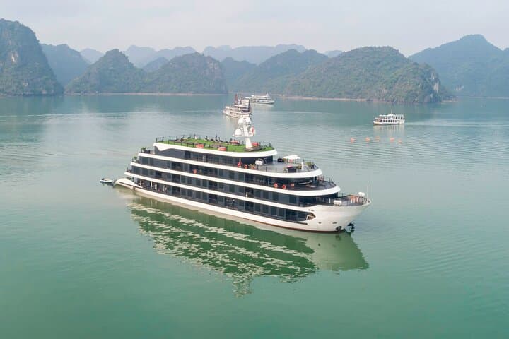 Halong & Lan Ha Bay 2-Day Luxury Cruise from Hanoi — Balcony Cabin & Kayaking photo 6