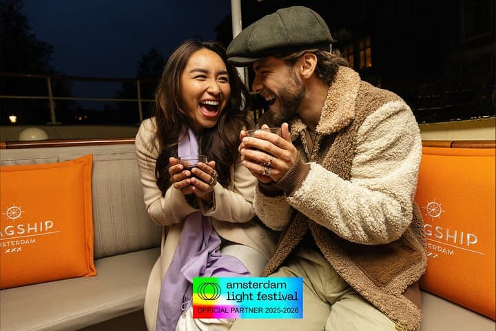 Amsterdam Light Festival Canal Cruise: Saloon Boat, Hot Drinks & Stroopwafel photo 4