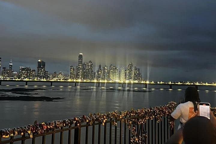 Sunset on the Causeway and Casco Viejo: Panama City Evening Tour photo 1