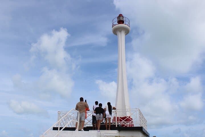 TukTuk Belize City: History, Museums & Rum Tasting Tour photo 3