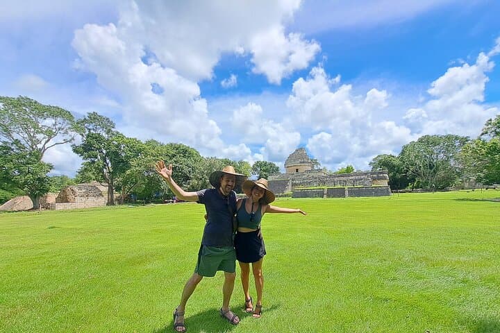 Early-Access Chichen Itza and Two Cenotes Day Trip from Valladolid